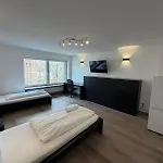 Quarto em Acomodações Particulares Zentrales Privatimmer - Moderne Kueche & Balkon *