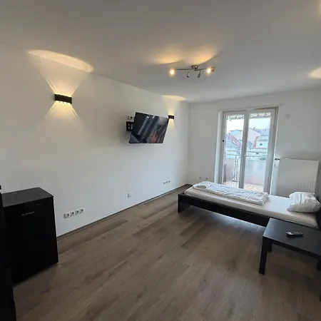 Homestay szállás Zentrales Privatimmer - Moderne Kueche & Balkon Kaiserslautern
