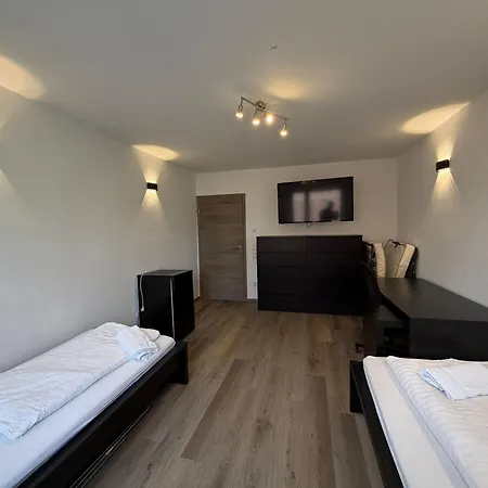 Zentrales Privatimmer - Moderne Kueche & Balkon Accommodatie bij particulieren Kaiserslautern