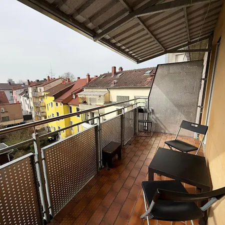 Accommodatie bij particulieren Zentrales Privatimmer - Moderne Kueche & Balkon *