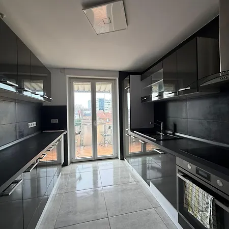 Kwatera prywatna Zentrales Privatimmer - Moderne Kueche & Balkon Kaiserslautern