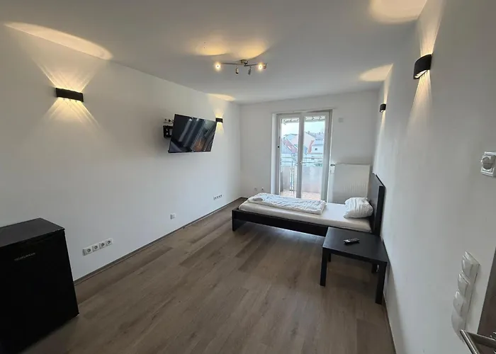 Zentrales Privatimmer - Moderne Kueche & Balkon Accommodatie bij particulieren Kaiserslautern