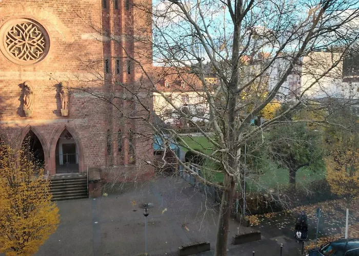 Zentrales Privatimmer - Moderne Kueche & Balkon *