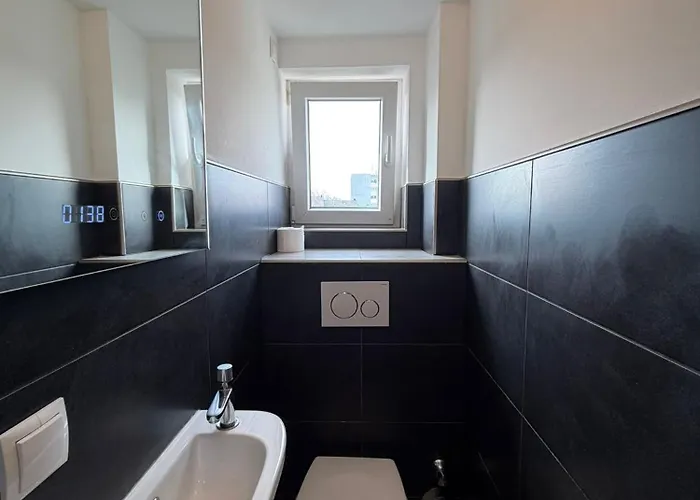 Zentrales Privatimmer - Moderne Kueche & Balkon Accommodatie bij particulieren