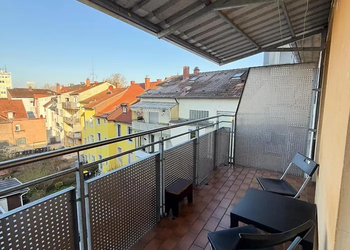 Zentrales Privatimmer - Moderne Kueche & Balkon * Kaiserslautern
